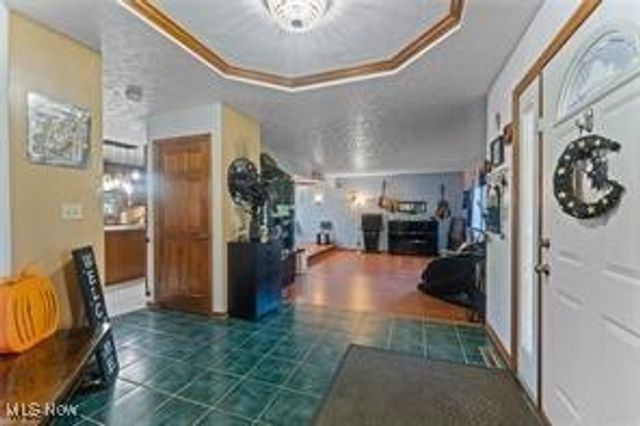 2319 Hunters Ridge, Boardman, OH 44512