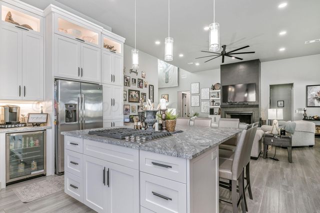 17400 SPRING LAKE Drive, Canyon, TX 79015