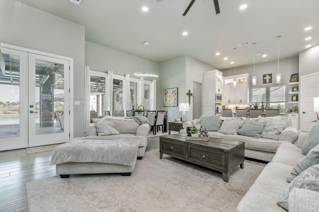 17400 SPRING LAKE Drive, Canyon, TX 79015