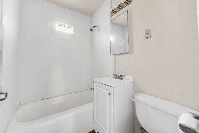 621 Colfax Street, Gary, IN 46406