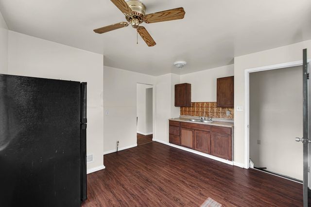 621 Colfax Street, Gary, IN 46406