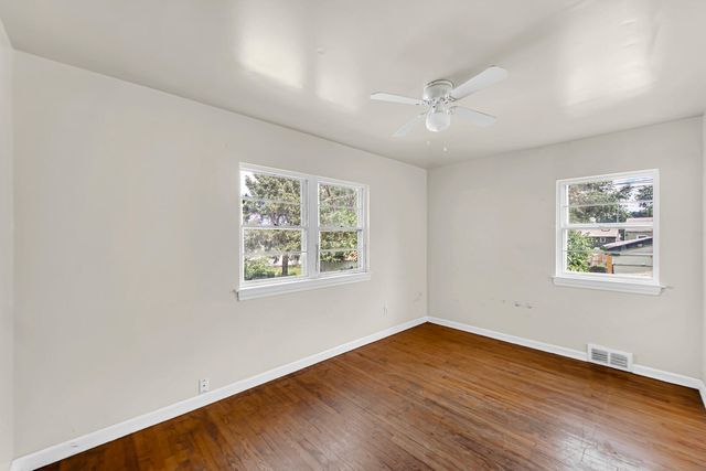 621 Colfax Street, Gary, IN 46406