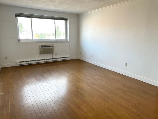 326 Broadway 15, Somerville, MA 02145