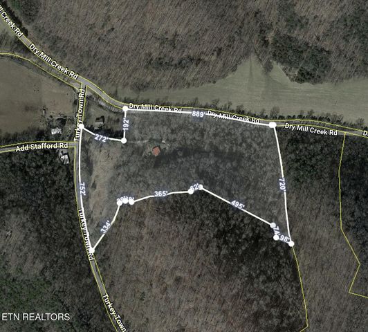 51 Turkeytown Rd, Hilham, TN 38568