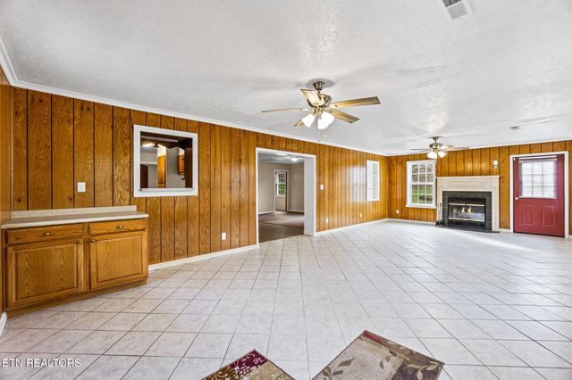 51 Turkeytown Rd, Hilham, TN 38568