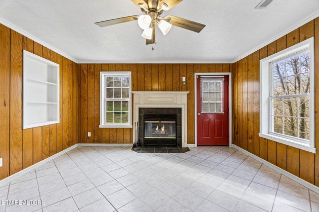 51 Turkeytown Rd, Hilham, TN 38568