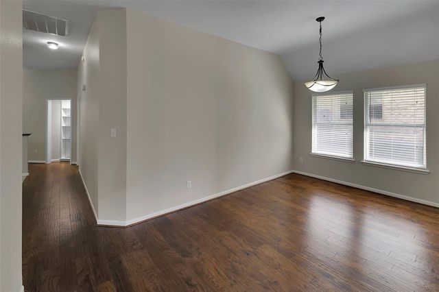 3030 Hemingway Drive, Montgomery, TX 77356