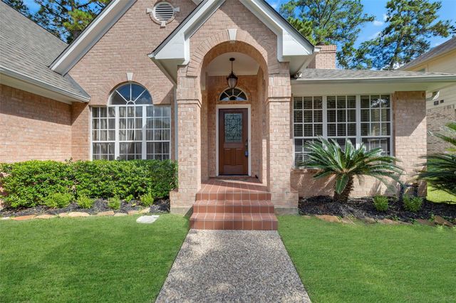 3030 Hemingway Drive, Montgomery, TX 77356