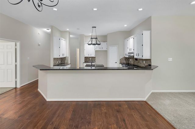 3030 Hemingway Drive, Montgomery, TX 77356