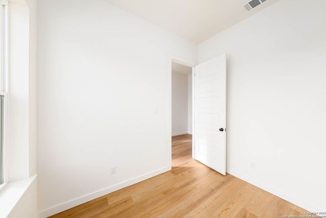 1947 W French Pl, San Antonio, TX 78201