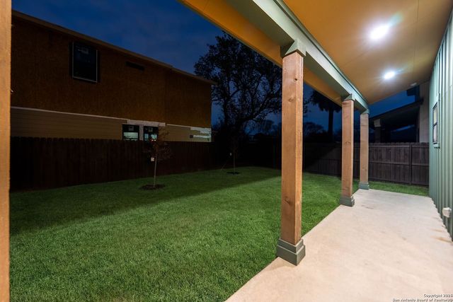 1947 W French Pl, San Antonio, TX 78201