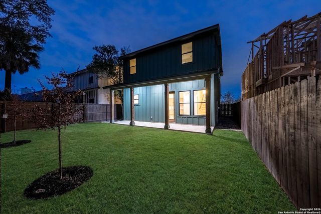 1947 W French Pl, San Antonio, TX 78201