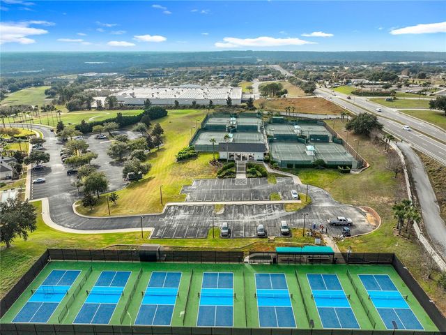 916 WOLF CREEK STREET, Clermont, FL 34711