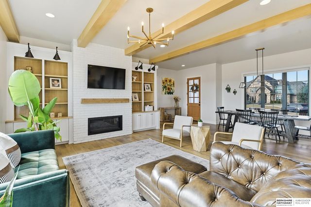 917 S 243rd Street, Waterloo, NE 68069