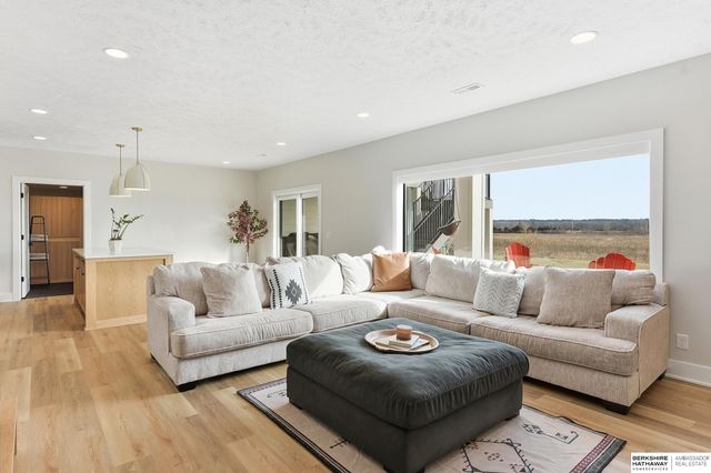 917 S 243rd Street, Waterloo, NE 68069