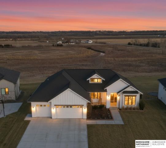 917 S 243rd Street, Waterloo, NE 68069