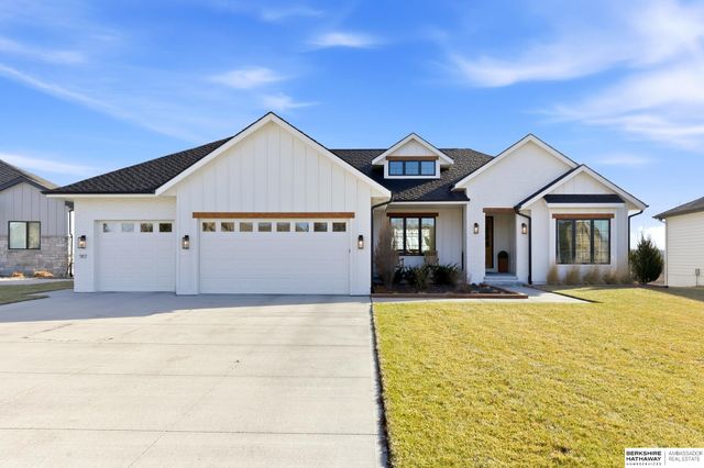 917 S 243rd Street, Waterloo, NE 68069