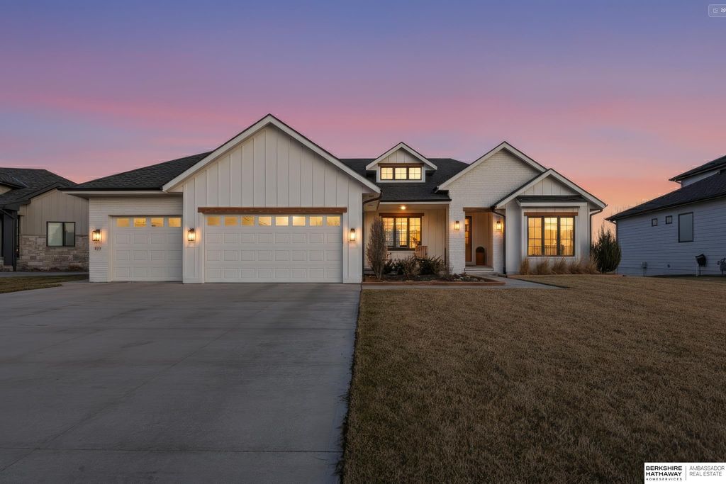 917 S 243rd Street, Waterloo, NE 68069