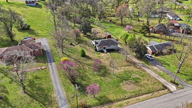 3921 Banbury Dr, E, Nashville, TN 37207