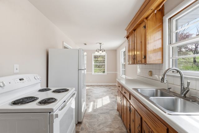 3921 Banbury Dr, E, Nashville, TN 37207