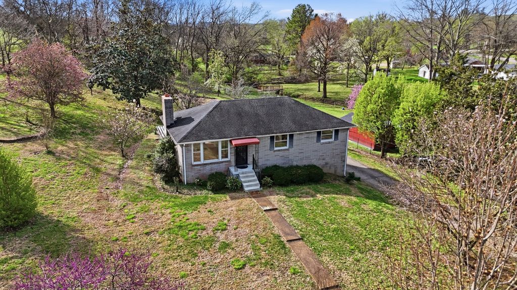 3921 Banbury Dr, E, Nashville, TN 37207