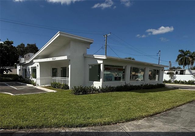 7061 Taft St, Hollywood, FL 33024