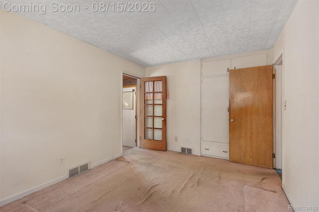 15160 Warwick Street, Detroit, MI 48223