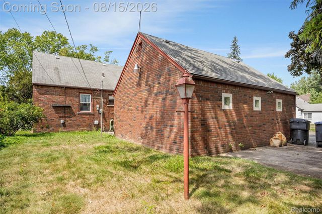 15160 Warwick Street, Detroit, MI 48223