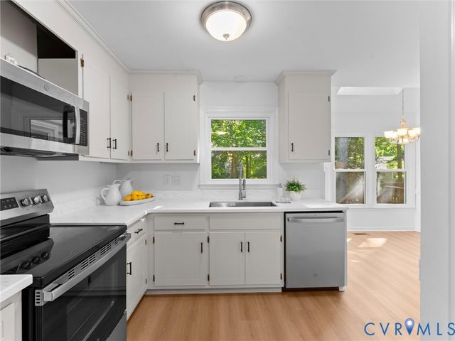 5311 Chestnut Bluff Rd, Midlothian, VA 23112