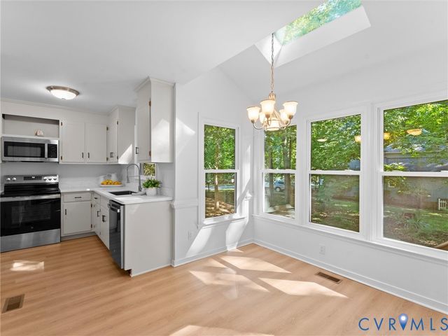 5311 Chestnut Bluff Rd, Midlothian, VA 23112