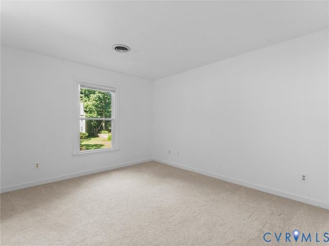 5311 Chestnut Bluff Rd, Midlothian, VA 23112