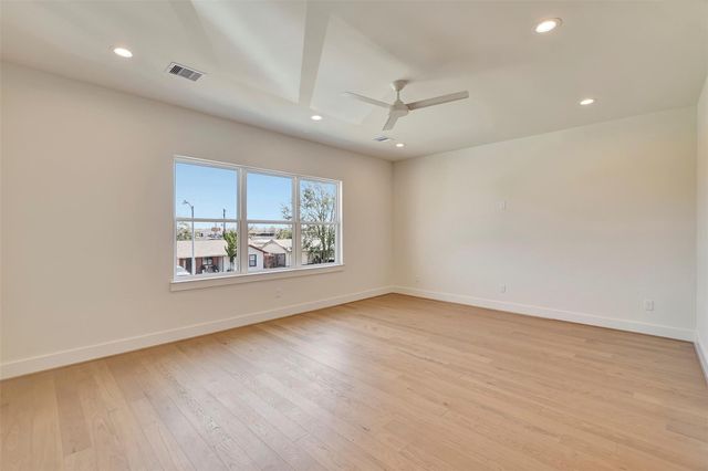 1825 Huge Oaks Street, Houston, TX 77055