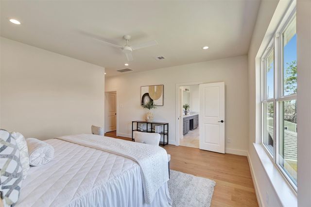 1825 Huge Oaks Street, Houston, TX 77055