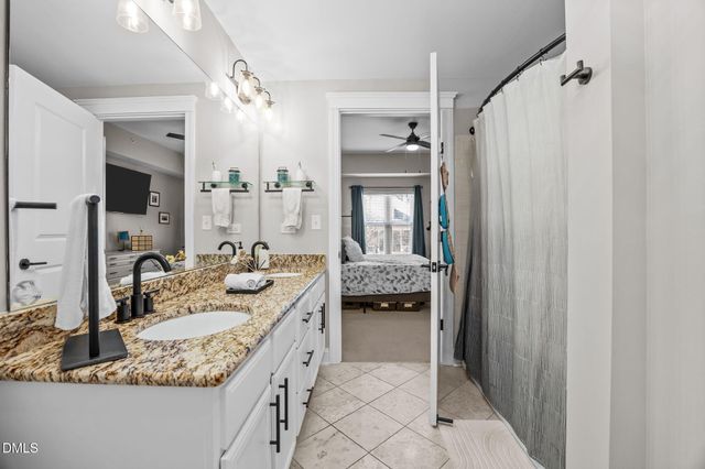 222 Glenwood Avenue 205, Raleigh, NC 27603