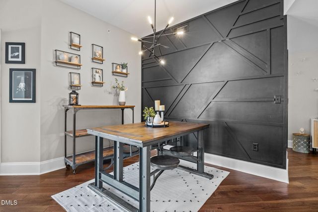 222 Glenwood Avenue 205, Raleigh, NC 27603