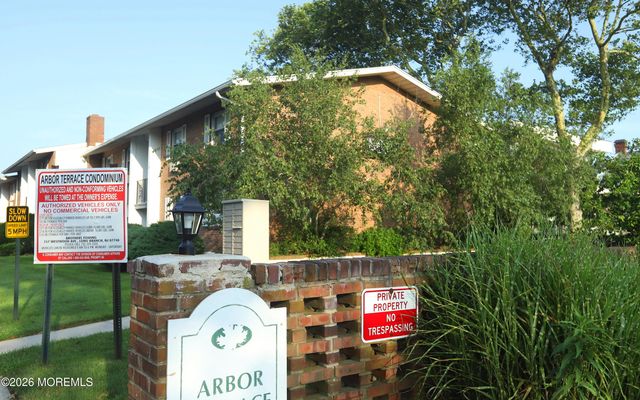 735 Greens Avenue 15B, Long Branch, NJ 07740
