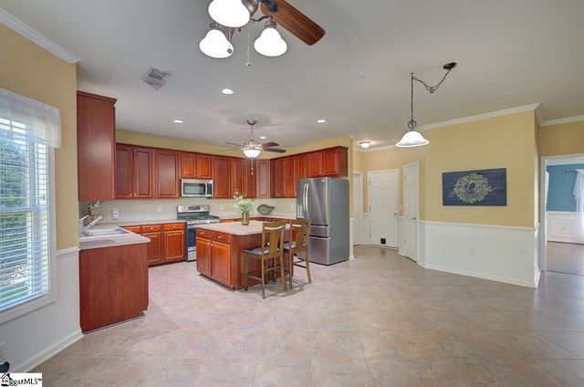 5 Springleaf Court, Simpsonville, SC 29681