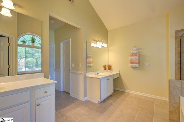 5 Springleaf Court, Simpsonville, SC 29681