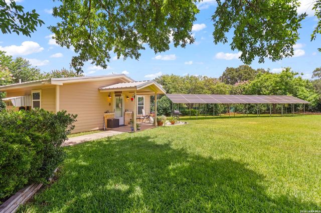 9477 WINDWOOD DR, Boerne, TX 78006