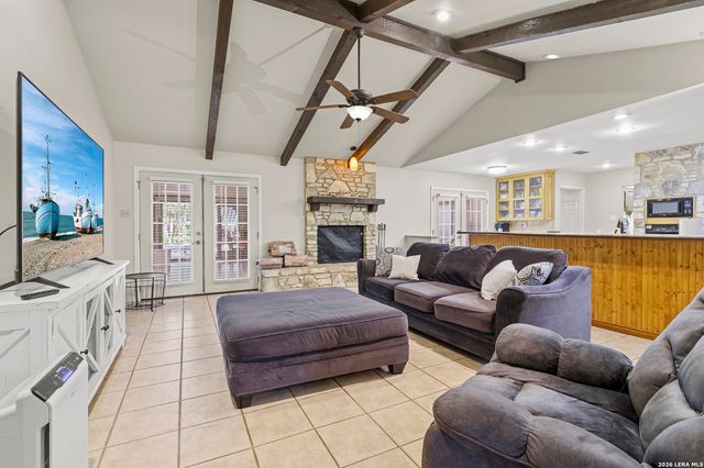 9477 WINDWOOD DR, Boerne, TX 78006
