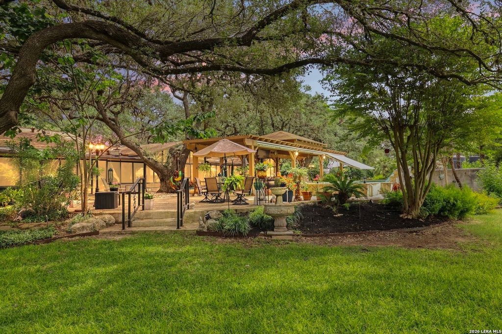 9477 WINDWOOD DR, Boerne, TX 78006