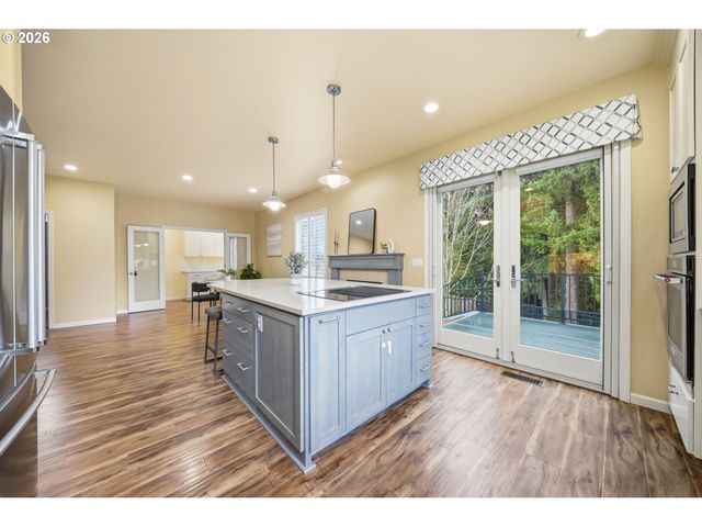 1704 Ne 158TH Cir, Vancouver, WA 98686