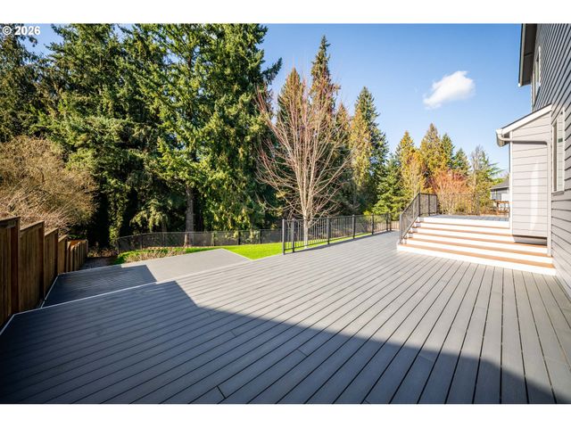 1704 Ne 158TH Cir, Vancouver, WA 98686