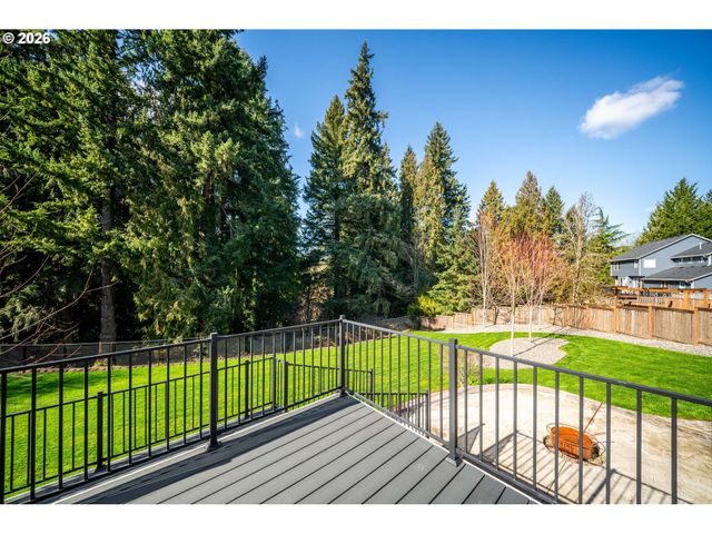 1704 Ne 158TH Cir, Vancouver, WA 98686