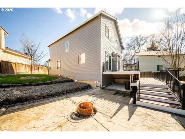 1704 Ne 158TH Cir, Vancouver, WA 98686