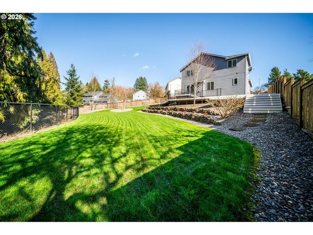 1704 Ne 158TH Cir, Vancouver, WA 98686