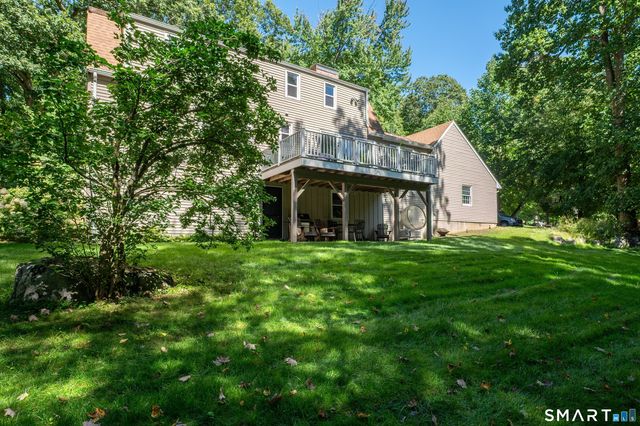 87 Chevas Road, Avon, CT 06001