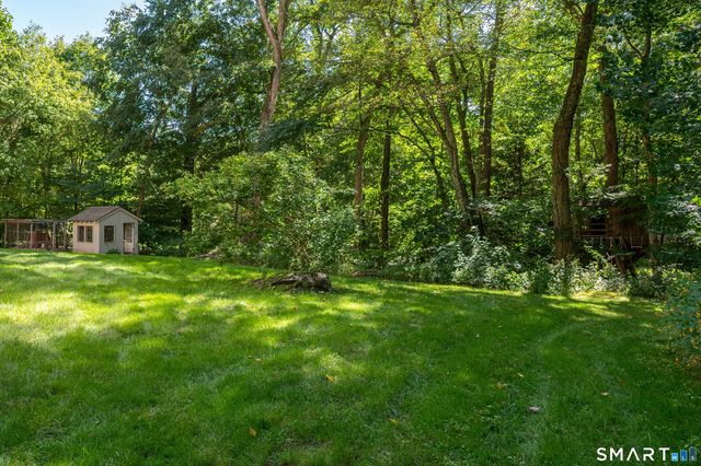 87 Chevas Road, Avon, CT 06001