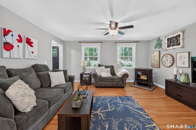 87 Chevas Road, Avon, CT 06001
