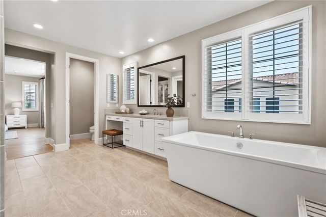 63 Pedigree, Irvine, CA 92602